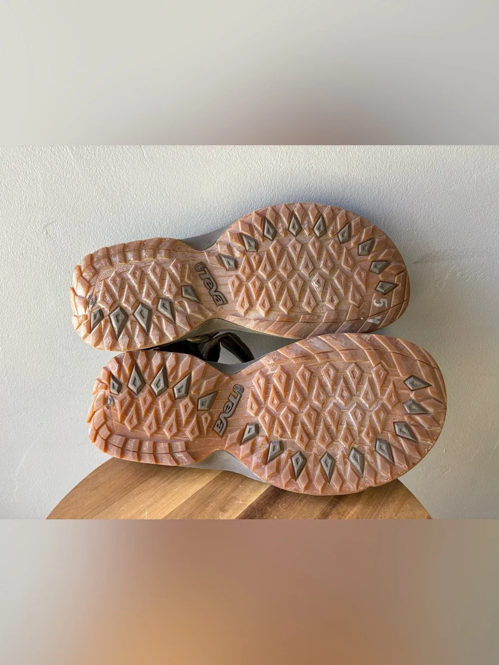 Teva Men's Sandals ~ Size 10
